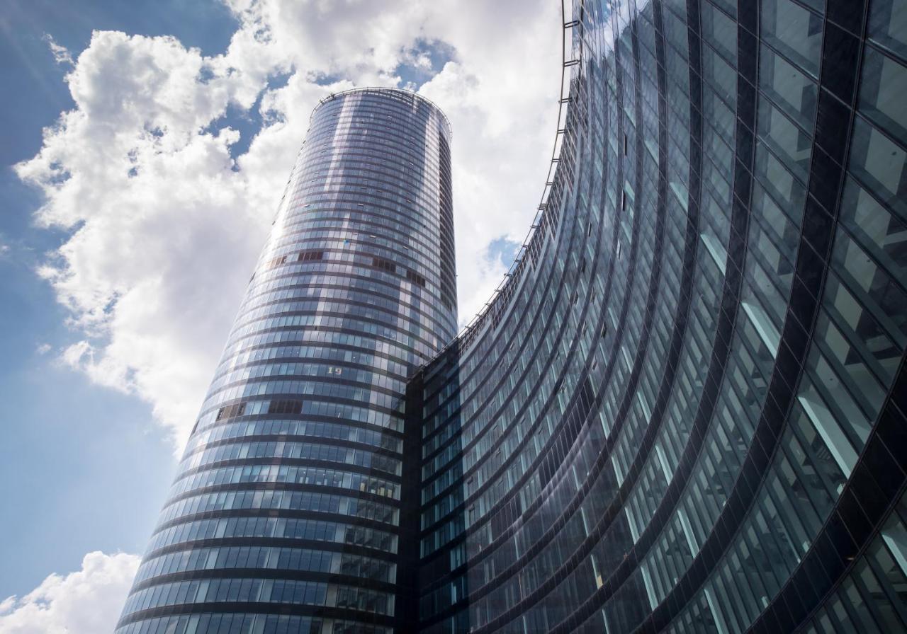 Apartamenty Sky Tower Wrocław Exteriör bild