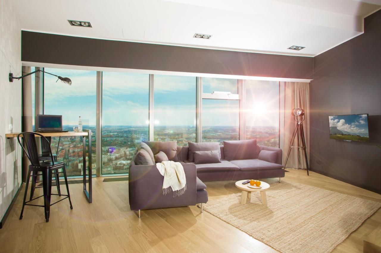 Apartamenty Sky Tower Wrocław Exteriör bild