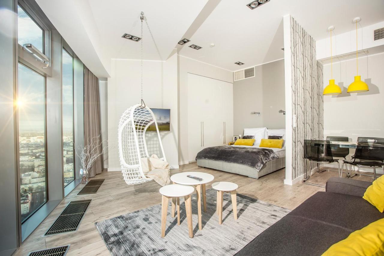 Apartamenty Sky Tower Wrocław Exteriör bild