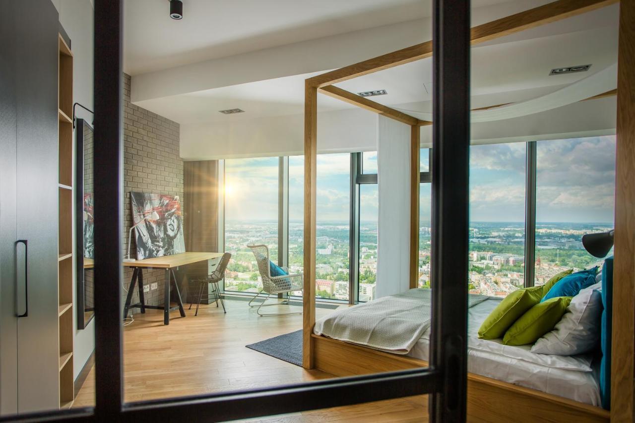 Apartamenty Sky Tower Wrocław Exteriör bild